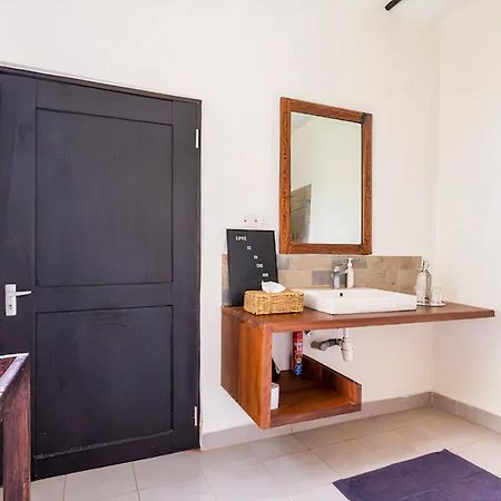 Zarafa House Bed & Breakfast เดียนีบีช ภายนอก รูปภาพ